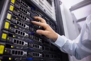 Local data centers for web hosting in UAE - Egypt - Iraq - Syria - USA and Canada
